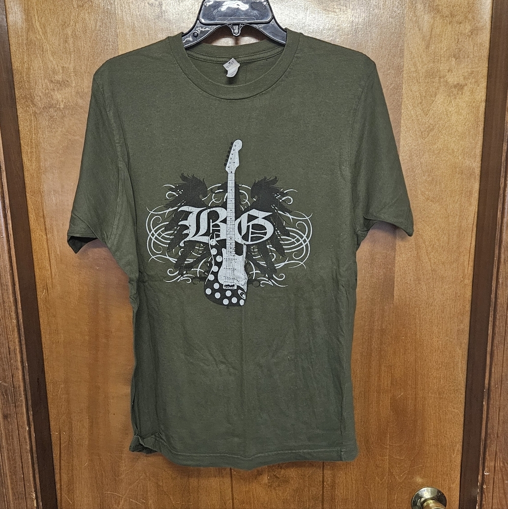 Anvil Olive Green Short-Sleeve Guitar Graphic Tee